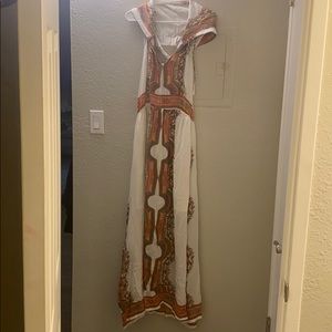 Earthbound hooded, backless maxi dress. XL 🔥 🔥